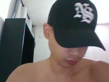 Zeushot30 Chaturbate stream image from July 04, 2025