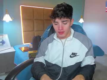 Alejootwink Chaturbate stream image from July 04, 2025