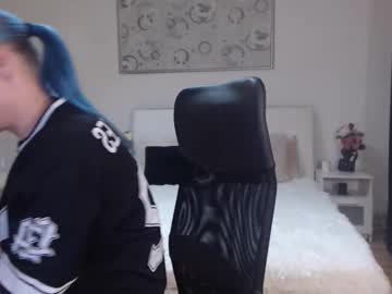 Mayaweisss Chaturbate stream image from July 04, 2025