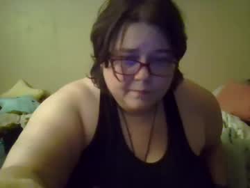 Petmykitty Chaturbate stream image from July 04, 2025