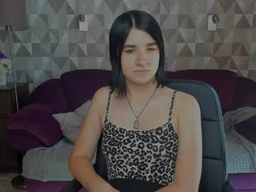 Silviarosse Chaturbate stream image from July 04, 2025