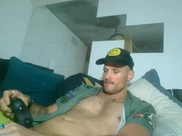 Theoutfitter Chaturbate stream image from July 04, 2025