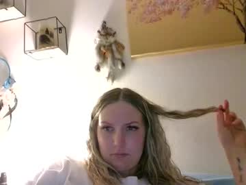 Yasexxygurl Chaturbate stream image from July 04, 2025
