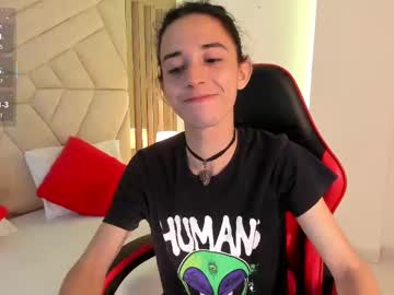 Kittiechannel Chaturbate stream image from July 04, 2025