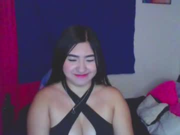 Shelly_Rohades Chaturbate stream image from July 04, 2025