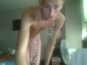 Adriww1 Chaturbate stream image from July 04, 2025