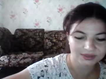 Lillysoftt Chaturbate stream image from July 04, 2025