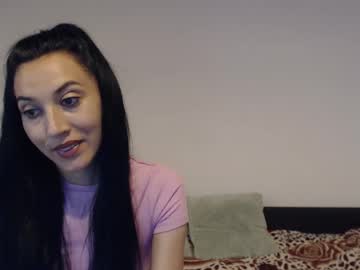 Elenacristina95 Chaturbate stream image from July 04, 2025