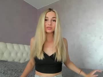 Lovelyrose135 Chaturbate stream image from July 04, 2025
