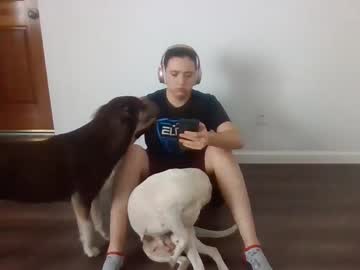 Lucaashwood Chaturbate stream image from July 04, 2025