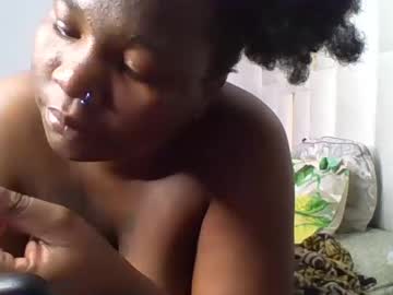 Busty_Mellons Chaturbate stream image from July 04, 2025