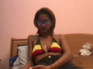 Smokinghotty Chaturbate stream image from July 04, 2025
