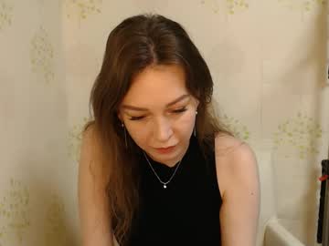 Zilarii Chaturbate stream image from July 04, 2025