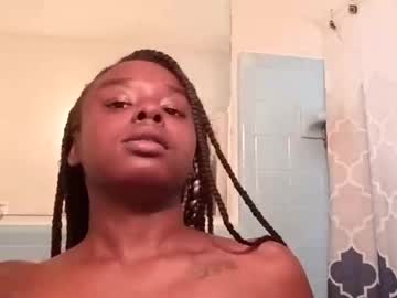 Suchasluttxie Chaturbate stream image from July 04, 2025