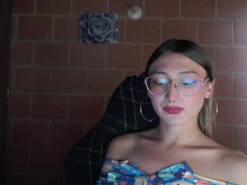 Andrea_Camila Chaturbate stream image from July 04, 2025
