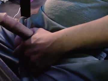 Hvitkold Chaturbate stream image from July 04, 2025