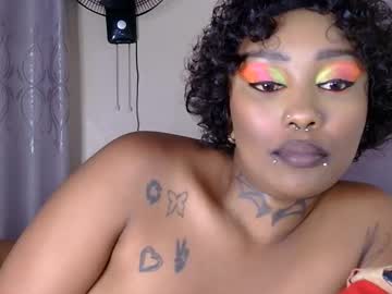 Doll18262401 Chaturbate stream image from July 04, 2025
