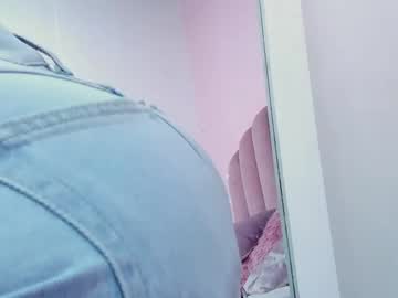Miss_Luuna Chaturbate stream image from July 04, 2025