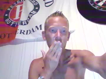 Mitta93 Chaturbate stream image from July 05, 2025