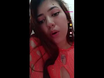 _Cristalfoxx4 Chaturbate stream image from July 05, 2025
