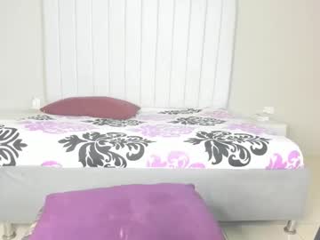 Evelyn_Jones__ Chaturbate stream image from July 05, 2025