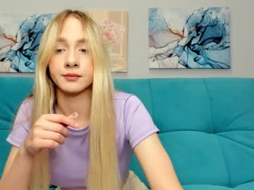 Miiissdreamliiissa Chaturbate stream image from July 05, 2025