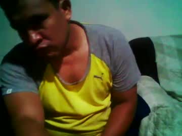 Cachito83915 Chaturbate stream image from July 05, 2025