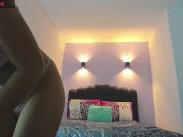 Sofiaclaus_19 Chaturbate stream image from July 05, 2025
