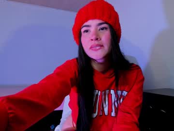 Sara_Leenn Chaturbate stream image from July 05, 2025