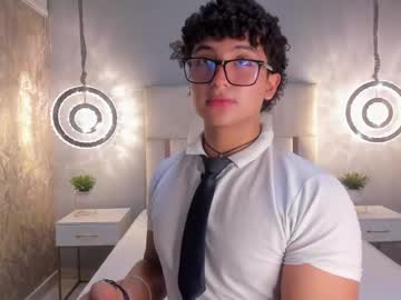 Valentin0_3 Chaturbate stream image from July 05, 2025