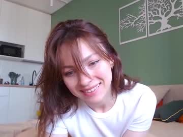 Bonjourlabelle Chaturbate stream image from July 05, 2025