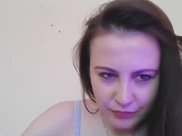 Luxireya Chaturbate stream image from July 05, 2025