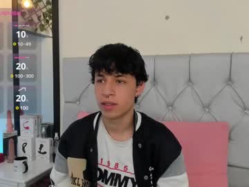 Axel_Evanss Chaturbate stream image from July 05, 2025