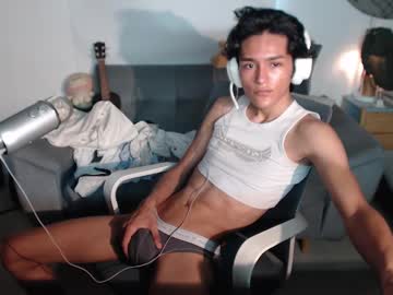 Danielwoods18 Chaturbate stream image from July 05, 2025