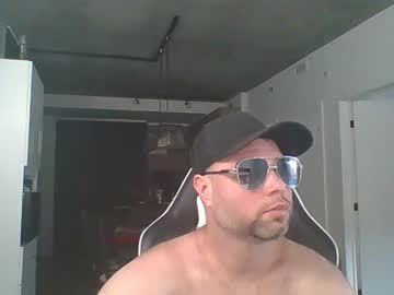 Chulosunglass Chaturbate stream image from July 05, 2025