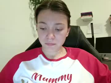 Angelamist Chaturbate stream image from July 05, 2025