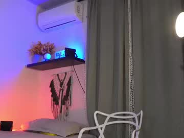 Isa_____ Chaturbate stream image from July 05, 2025
