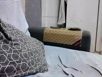 Mlkmachodominador Chaturbate stream image from July 06, 2025
