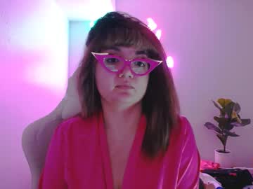Groovynights Chaturbate stream image from July 06, 2025