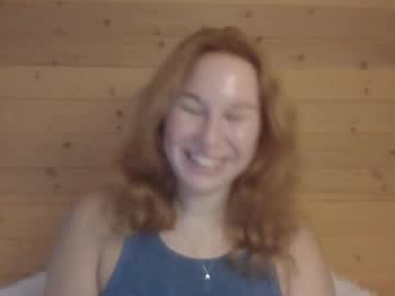 Pearlshade Chaturbate stream image from July 06, 2025