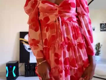_Elenalove_ Chaturbate stream image from July 06, 2025