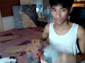 Fineboii_Rey18 Chaturbate stream image from July 06, 2025