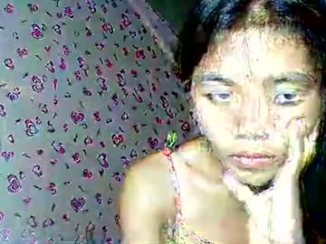 Petitegirl2025 Chaturbate stream image from July 06, 2025
