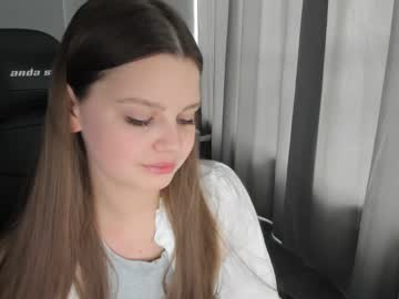 Annaneon Chaturbate stream image from July 06, 2025