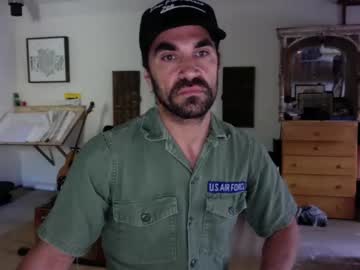 Everynothings Chaturbate stream image from July 06, 2025