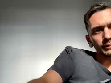 2323gary Chaturbate stream image from July 06, 2025