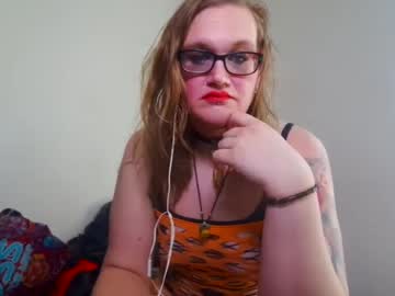 Mscuntyluxxe Chaturbate stream image from July 06, 2025