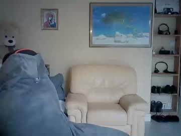 Edic13 Chaturbate stream image from July 06, 2025