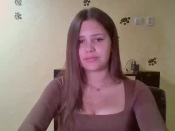 Velvetbabe19 Chaturbate stream image from July 06, 2025