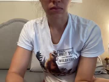 Lylajades Chaturbate stream image from July 06, 2025